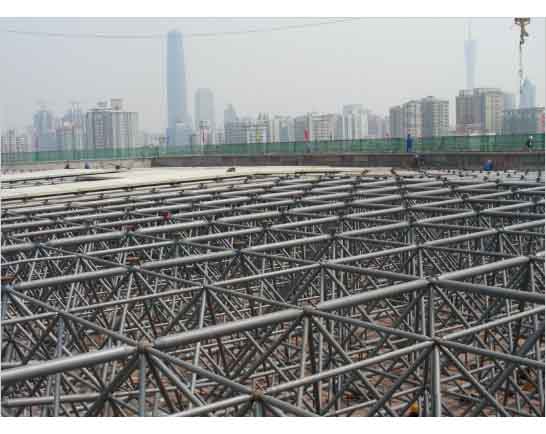 武安新建铁路干线广州调度网架工程
